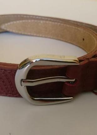 Тонкий бордовий ремінь з натуральної шкіри жіночий