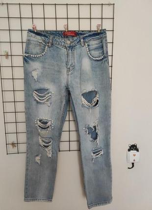Стильні джинси з дірками та бусинами2 фото