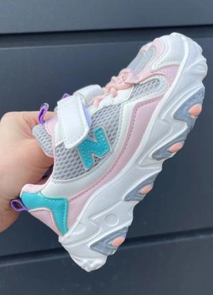 Дитячі кросівки