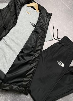 Комплект чоловічий в стилі tnf: жилетка чорна+футболка сіра+штани чорні. барсетка у подарунок4 фото