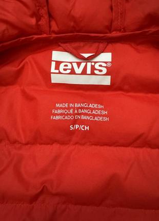 Курточка levi's оригинал!4 фото