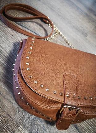 Новая сумочка на длинном ремissi, шкирзам, коричневая, маленькая сумочка