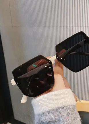 Новые женские солнцезащитные очки