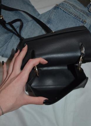 Сумочка сумка черная на длинном ремешке маленькая черная сумочка7 фото