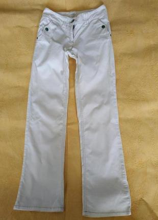 Білі штани вельветові