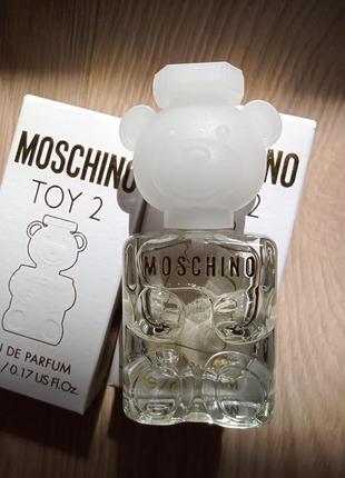 Оригінал moschino toy 2