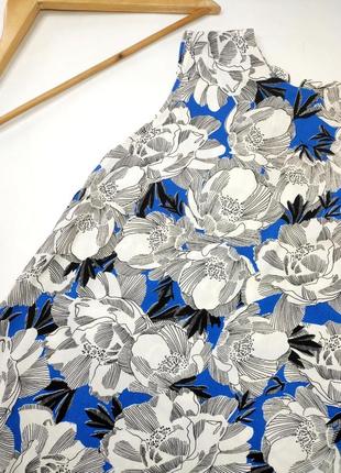 Платье женское прямого кроя асимитрическое белого синего цвета в цветочный принт от бренда dorothy perkins s2 фото