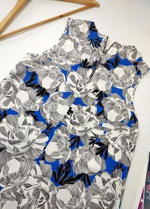 Платье женское прямого кроя асимитрическое белого синего цвета в цветочный принт от бренда dorothy perkins s3 фото