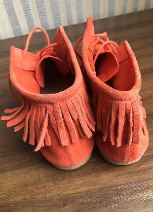Червоні замшеві черевички5 фото