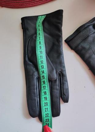 Кожаные перчатки 6