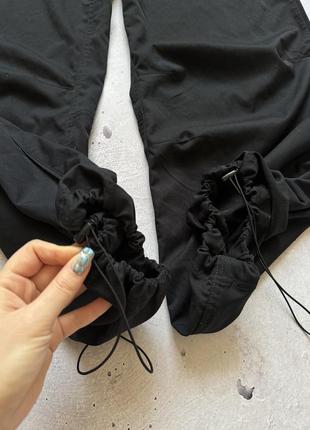 Женские винтажные спортивные штаны-парашуты на утяжках nike размер м3 фото