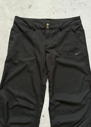Женские винтажные спортивные штаны-парашуты на утяжках nike размер м4 фото
