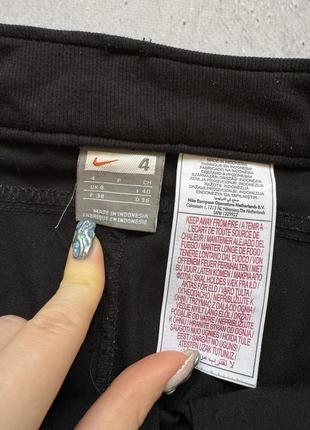Женские винтажные спортивные штаны-парашуты на утяжках nike размер м9 фото