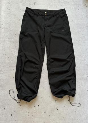 Женские винтажные спортивные штаны-парашуты на утяжках nike размер м2 фото