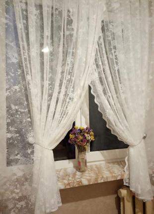 Тюль на кухню, готові сучасні занавіски