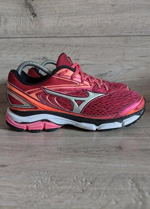 Беговые кроссовки б/у mizuno wave inspire 13 38-39р 25 см