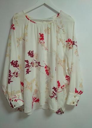Очень очаровательная блуза оверсайз айвори в принт 22/56-58 размера