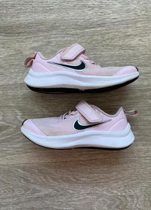 Стильные розовые спортивные кроссовки nike star runner 18 см6 фото