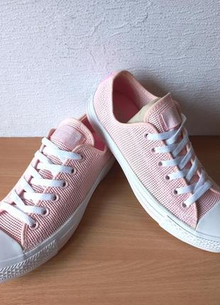 Стильные дышащие кеды converse указан 40 р. стелька 25,5 см.