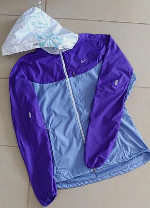 Жіночка кофта/вітровка/мастерка nike, розмір s
