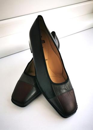 Красивые женские туфли из натуральной кожи ara relax