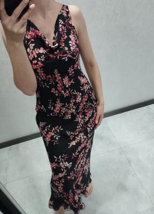 Сукня у стилі zara