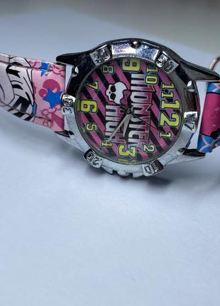 Наручні годинники monster high1 фото