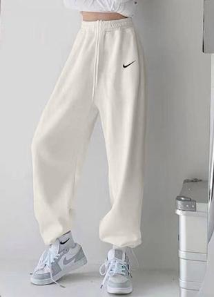 Джогери на затяжках спортивні штани тренд унісекс найк зручні комфортні4 фото