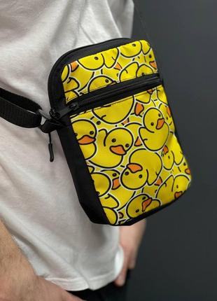 Барсетка через плече \ сумка барсетка "duck" жовта з принтом качечок