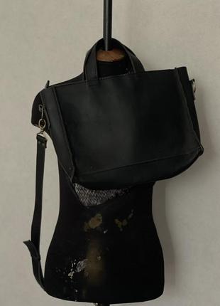 Bagllet черная кожаная сумка с длинным ремешком украинского бренда3 фото