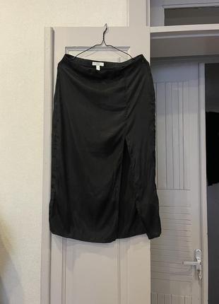 H&m черная шелковая юбка размер м