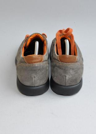 Итальянские идеальные кроссовки полностью натуральная кожа хорошее качество