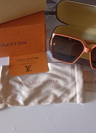 Солнцезащитные очки louis vuitton