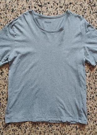 Фирменная футболка hugo boss