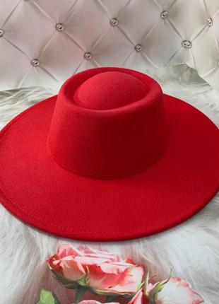 Шляпа канотье унисекс с круглой тульей и широкими полями 9,5 см красная
