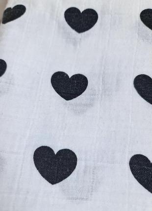 Муслиновая пеленка фотофон черные сердечки2 фото
