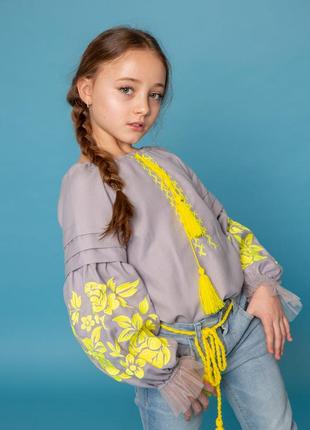 Сорочка вишиванка сучасна сіра для дівчинки