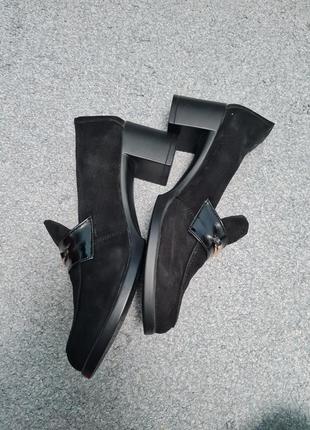 Трендовые туфли замшевые широкий каблук6 фото
