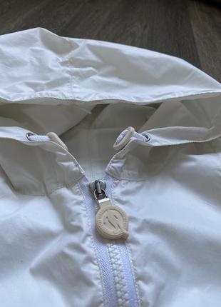 Спортивная куртка ветровка дождевик молочного цвета bikkembergs3 фото