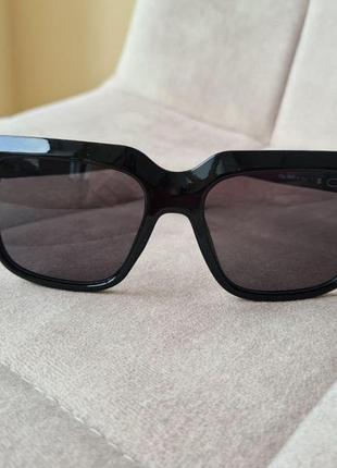 Сонцезахисні окуляри жіночі cazal захист uv4004 фото