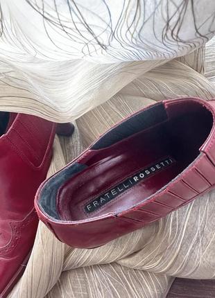 Бордовые кожаные туфли на низком каблуке с квадратным носиком fratelli rossetti4 фото