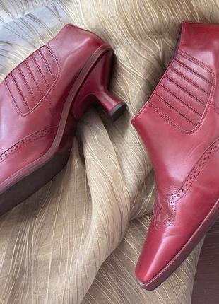Бордовые кожаные туфли на низком каблуке с квадратным носиком fratelli rossetti2 фото