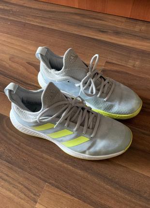 Кросівки adidas bounce