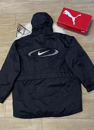 Вінтажна нейлонова куртка вітровка nike big swosh s/m оригінал vintage