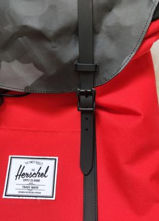 Рюкзак herschel retreat - fiery red/night camo9 фото