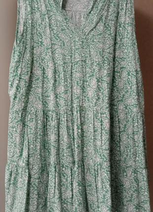 Платье сарафан зеленое в цветочный принт