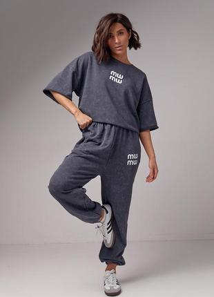 Спортивный костюм в технике тай-дай с принтом miu miu