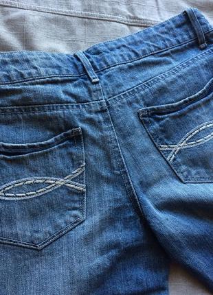 Эффектные джинсы с потертостями denim co8 фото