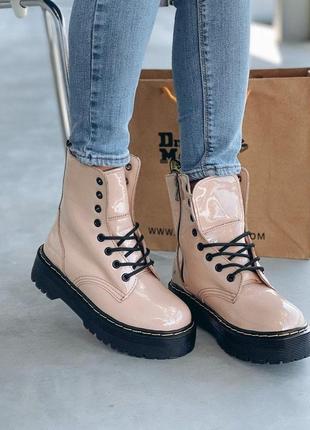 Зимние ботинки dr martens на платформе бежевый цвет (36-40)💜