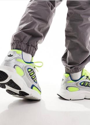 Кросівки з неоновою сіткою adidas оригінал нові3 фото